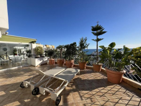 Mi Capricho beachfront penthouse with terrace and sea view